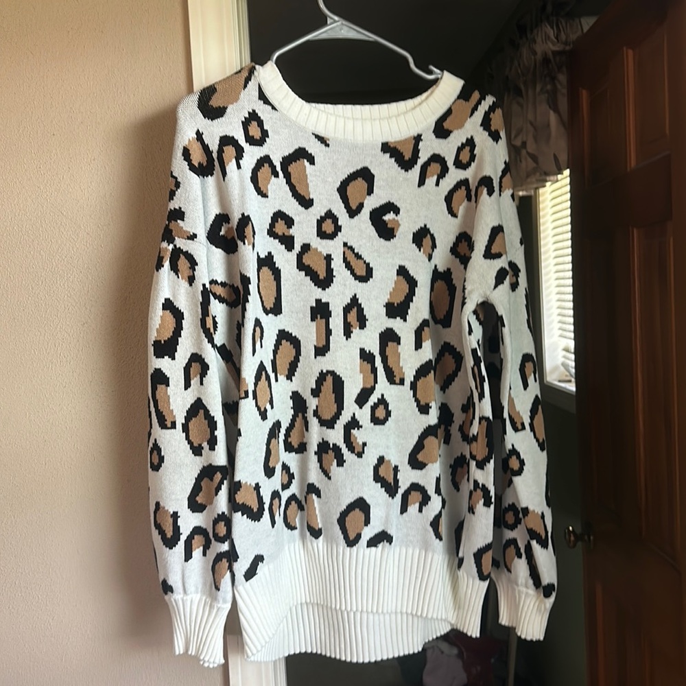 Mazik Leopard Print Sweater